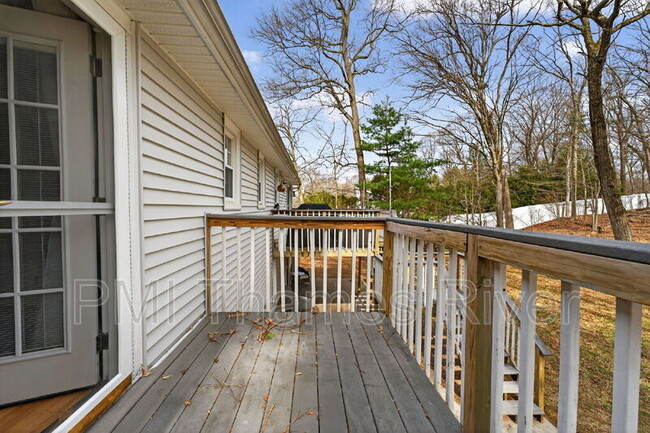 Building Photo - 74 Hurlburt St