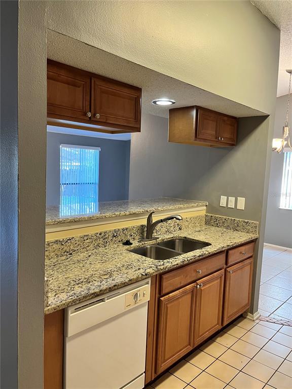 Building Photo - 1212 Piney Branch Cir
