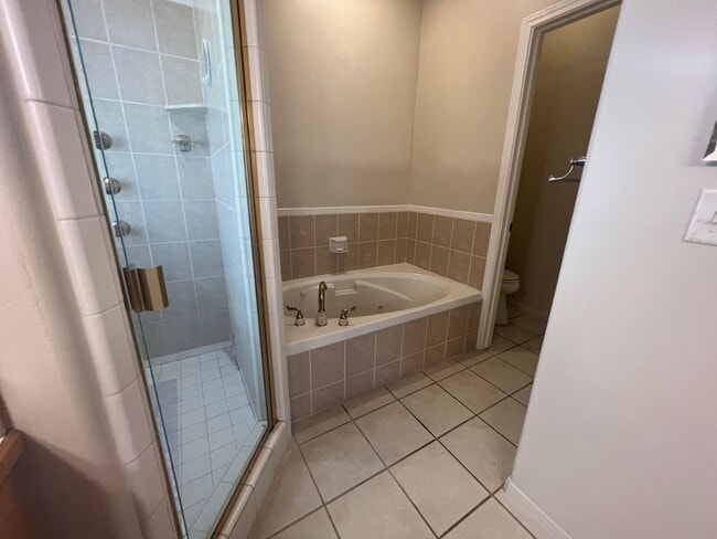 Building Photo - Unfurnished, 1-year long-term rental