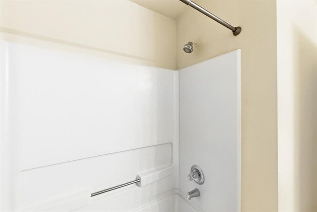 Building Photo - 1905 Espino Cove