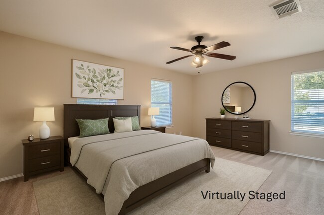 Building Photo - Less than 10 miles to Randolph AFB!