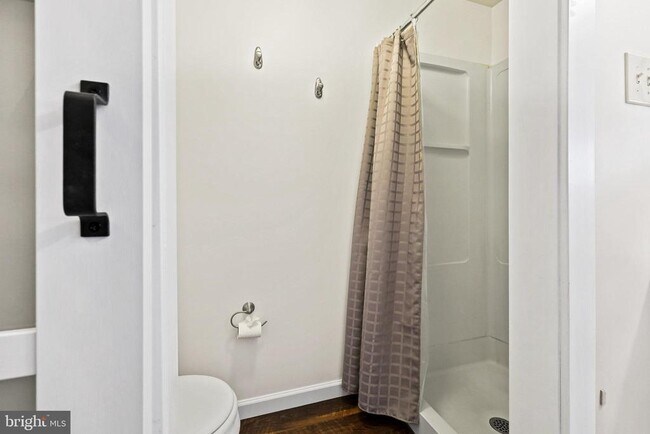 Building Photo - 5341 Harbor Ct Dr