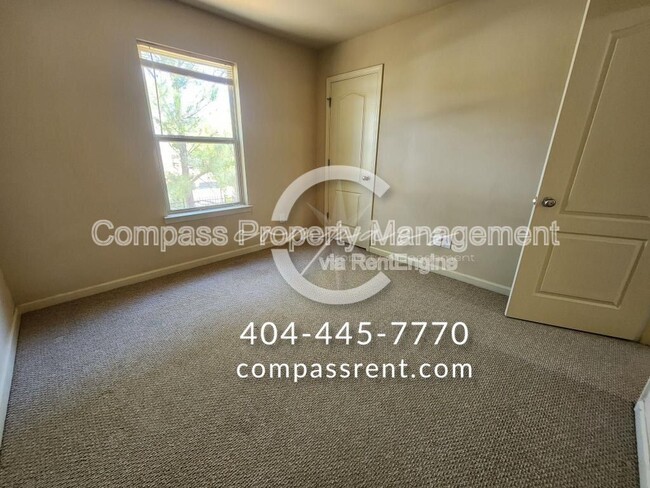 Building Photo - 1533 Creek Bend Ln NW
