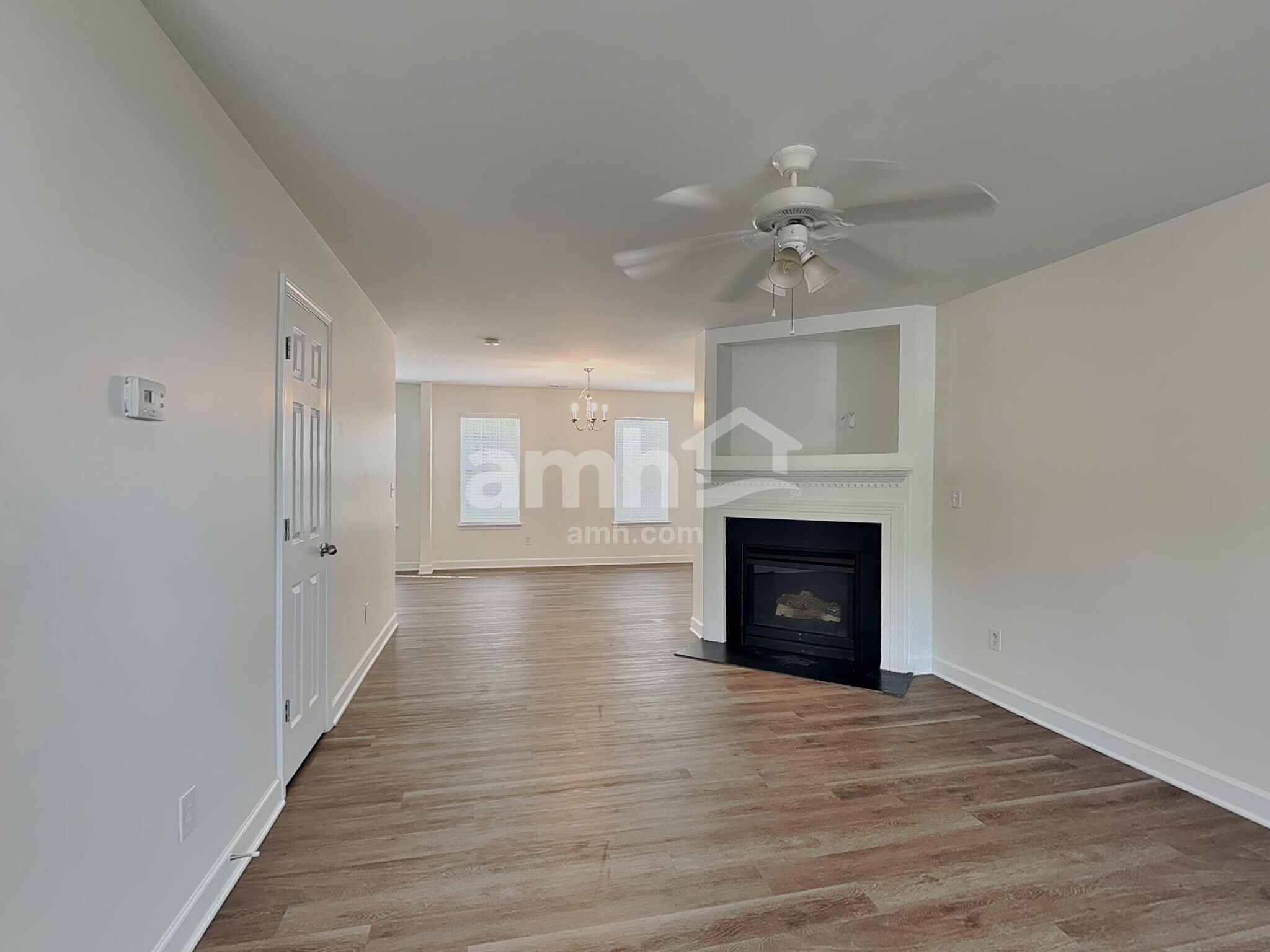 Building Photo - 982 Ramsgate Dr SW