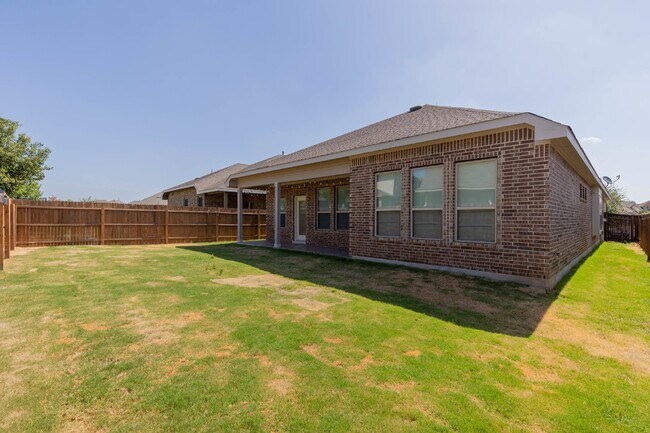 Building Photo - 8603 Pinto Cyn