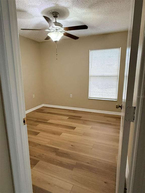 Building Photo - 650 Lakemont Dr