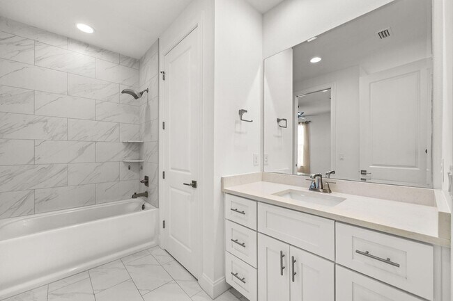 Building Photo - 217 Windrow Way