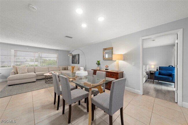 Building Photo - 12150 McGregor Blvd