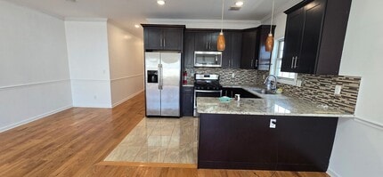 Building Photo - 47 Terhune Ave