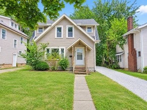 Building Photo - 1317 Brown St