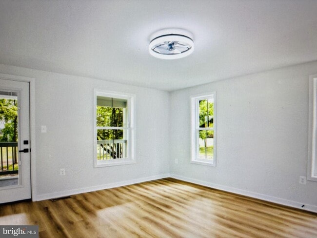 Building Photo - 15990 Charles Town Rd