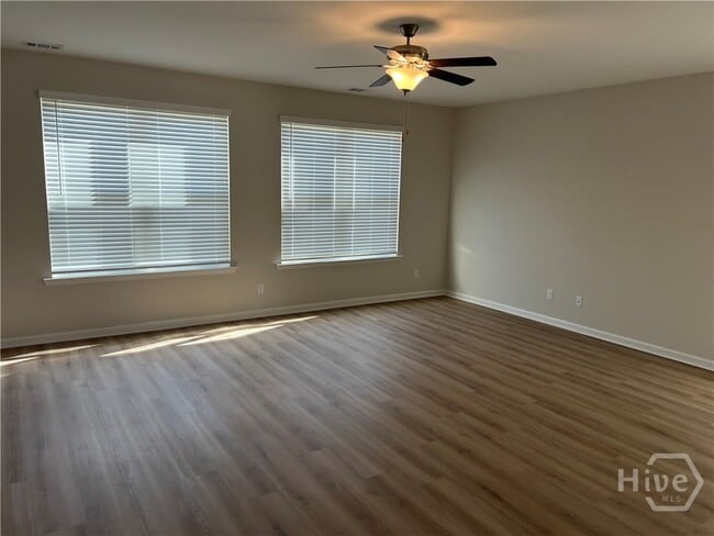 Building Photo - 105 Shelton Dr