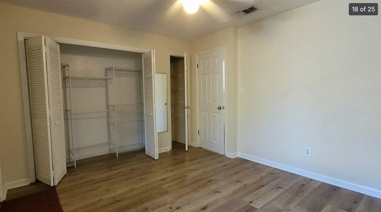 Building Photo - 2311 Sandpiper St