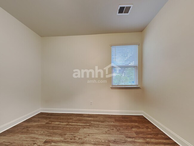 Building Photo - 120 County Rd S-18-537