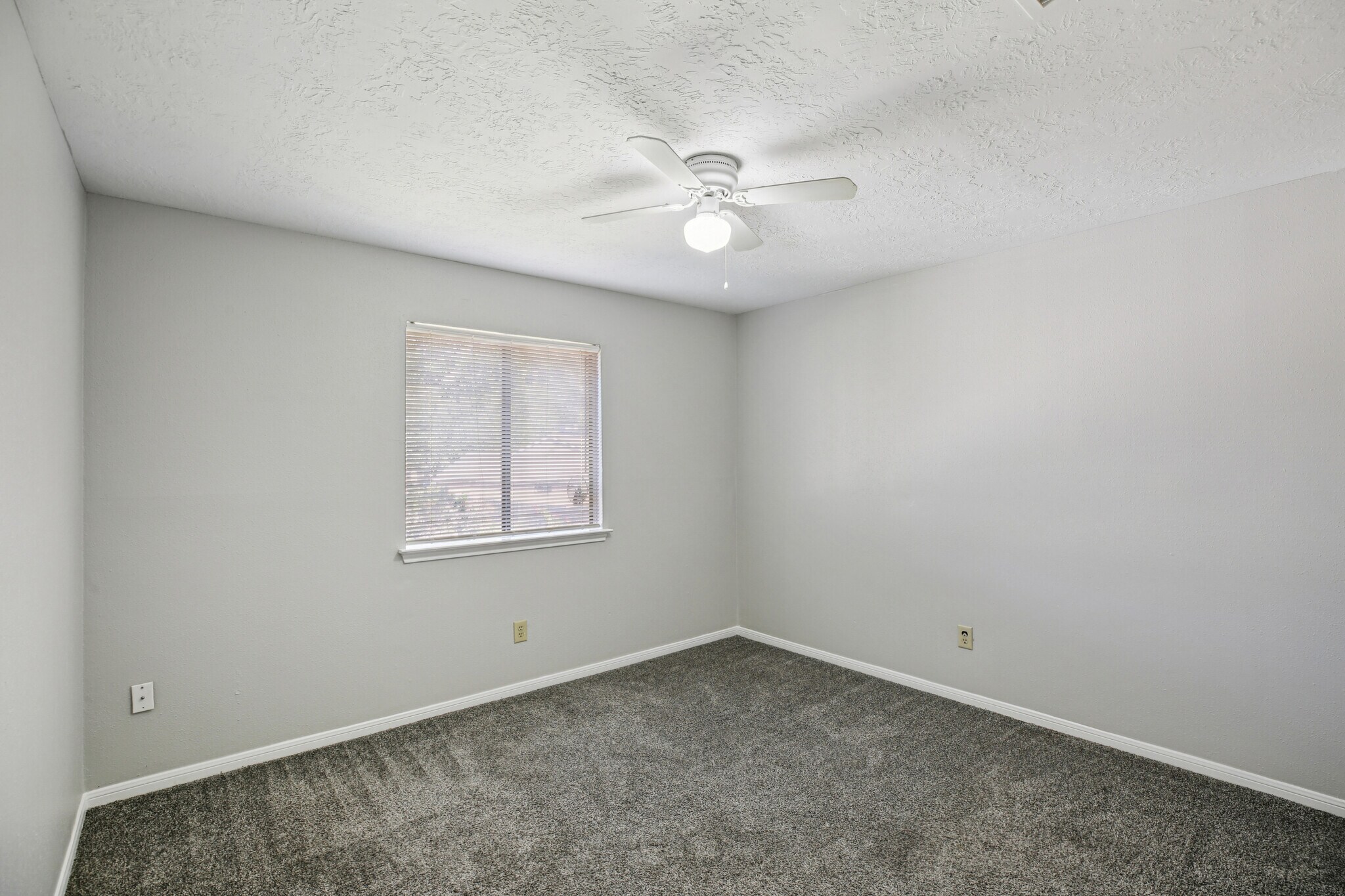 Building Photo - 3715 Wells Mark Dr