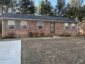 Building Photo - 3-Bedroom Home in Cookeville with Spacious...