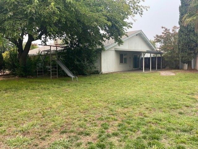 Building Photo - 6834 Trovita Way