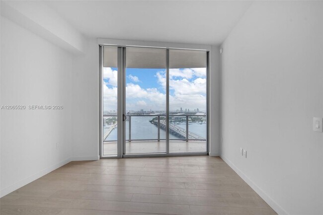 Building Photo - 1400 Biscayne Blvd