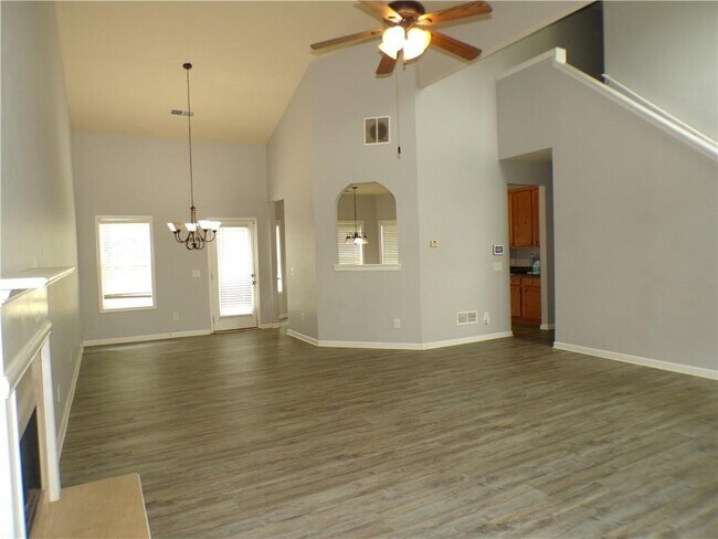 Building Photo - 53 Ferguson Dr