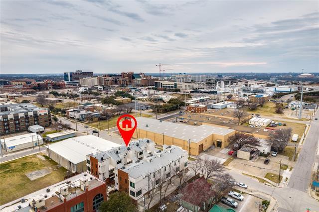 Building Photo - 349 College Ave