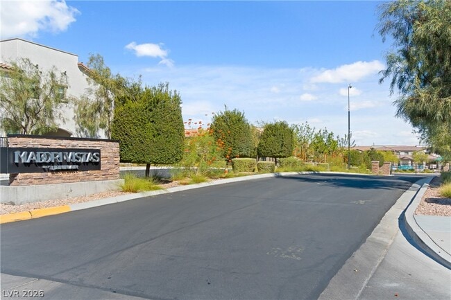 Building Photo - 6243 Milford Sound St