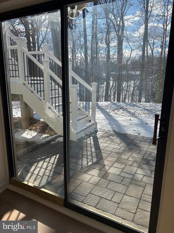 Building Photo - 2703 Deer Ridge Dr