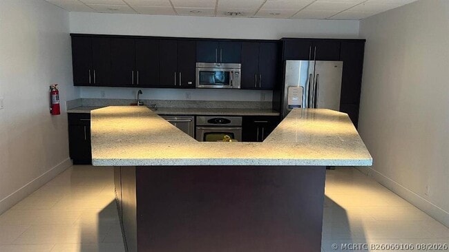 Building Photo - 3015 N Ocean Blvd