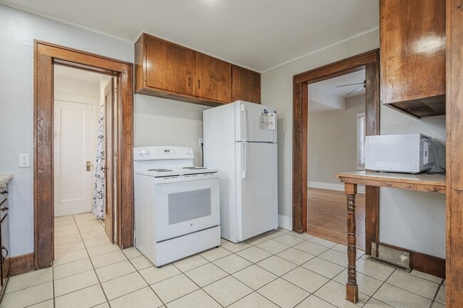 Building Photo - 1258 Colorado Ave