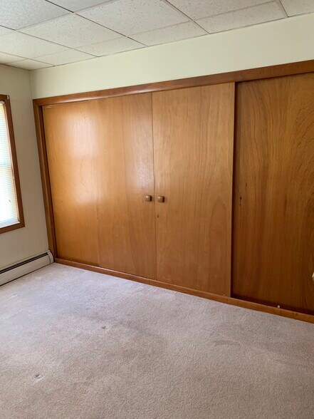 Building Photo - 814 Green Ridge St