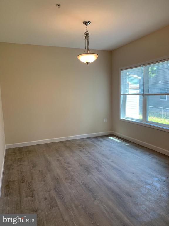 Building Photo - 8927 Erie Ave