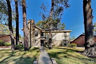 Building Photo - 3803 Hill Springs Dr