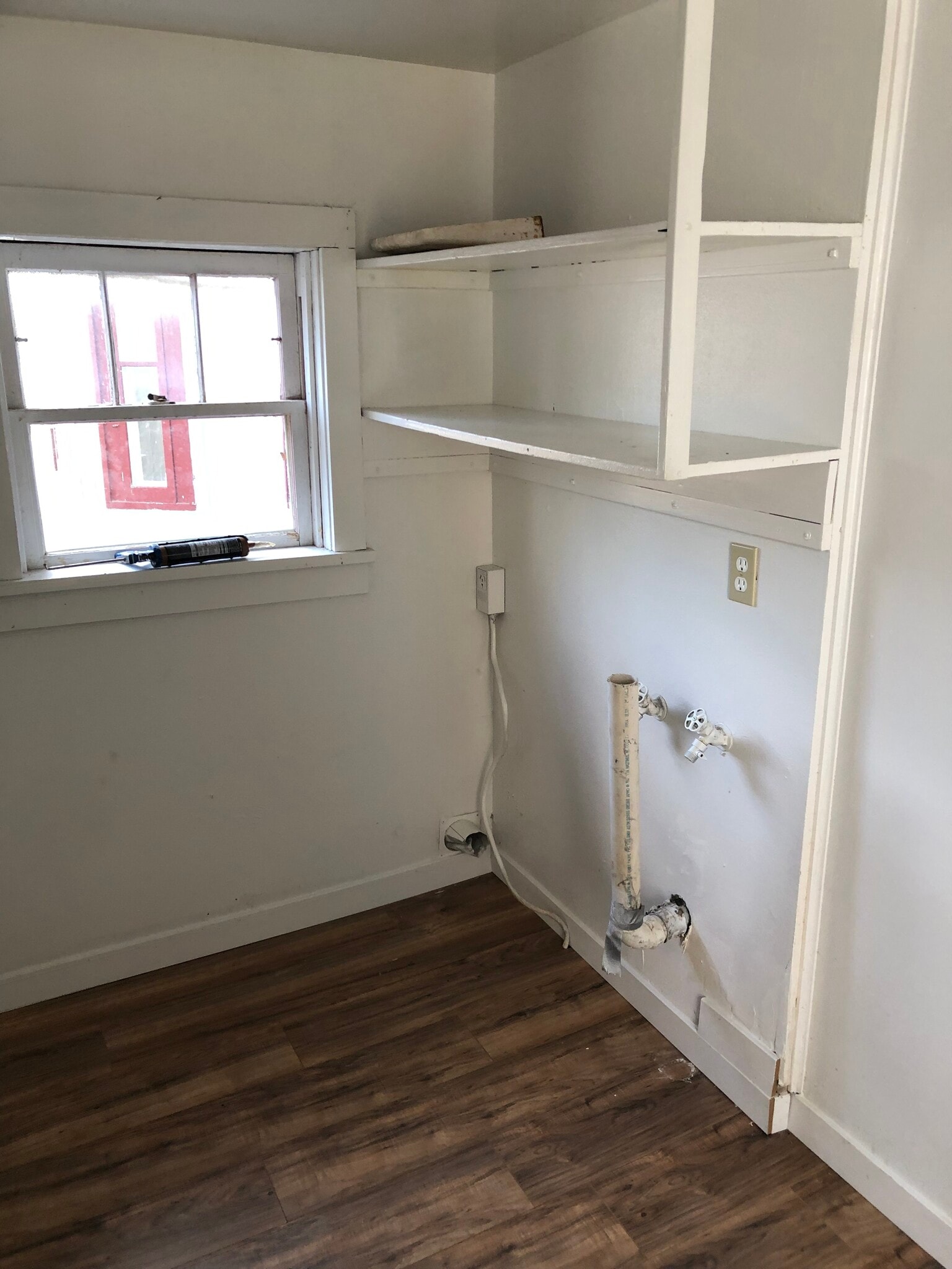 Laundry - 520 11th St