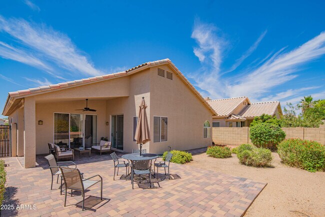 Building Photo - 9264 E Blanche Dr