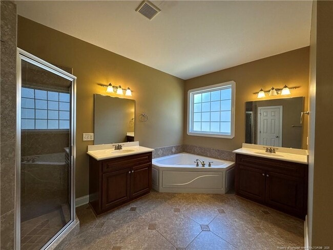 Building Photo - 195 Quail Hollow