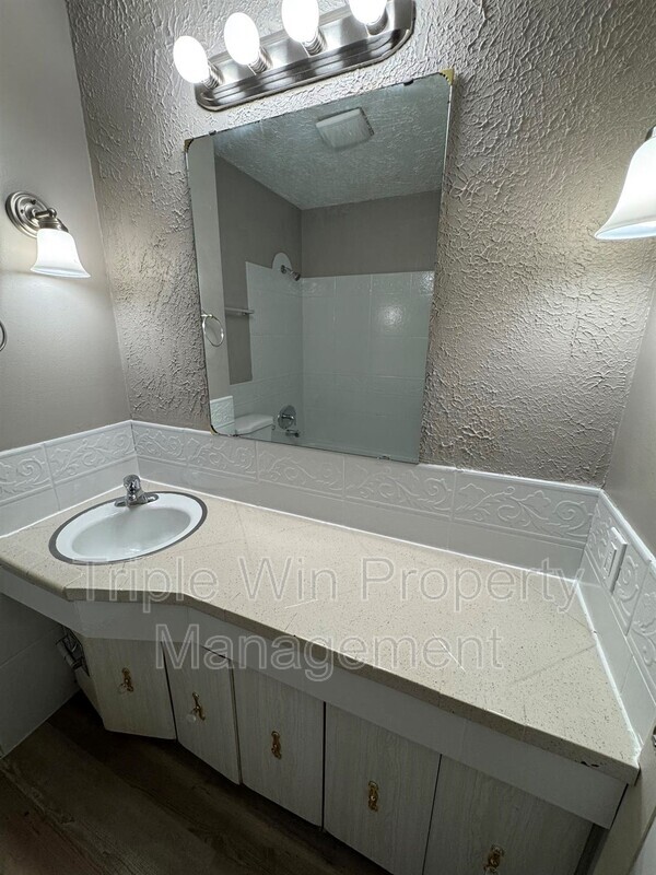 Building Photo - 11282 Ashcroft Ln