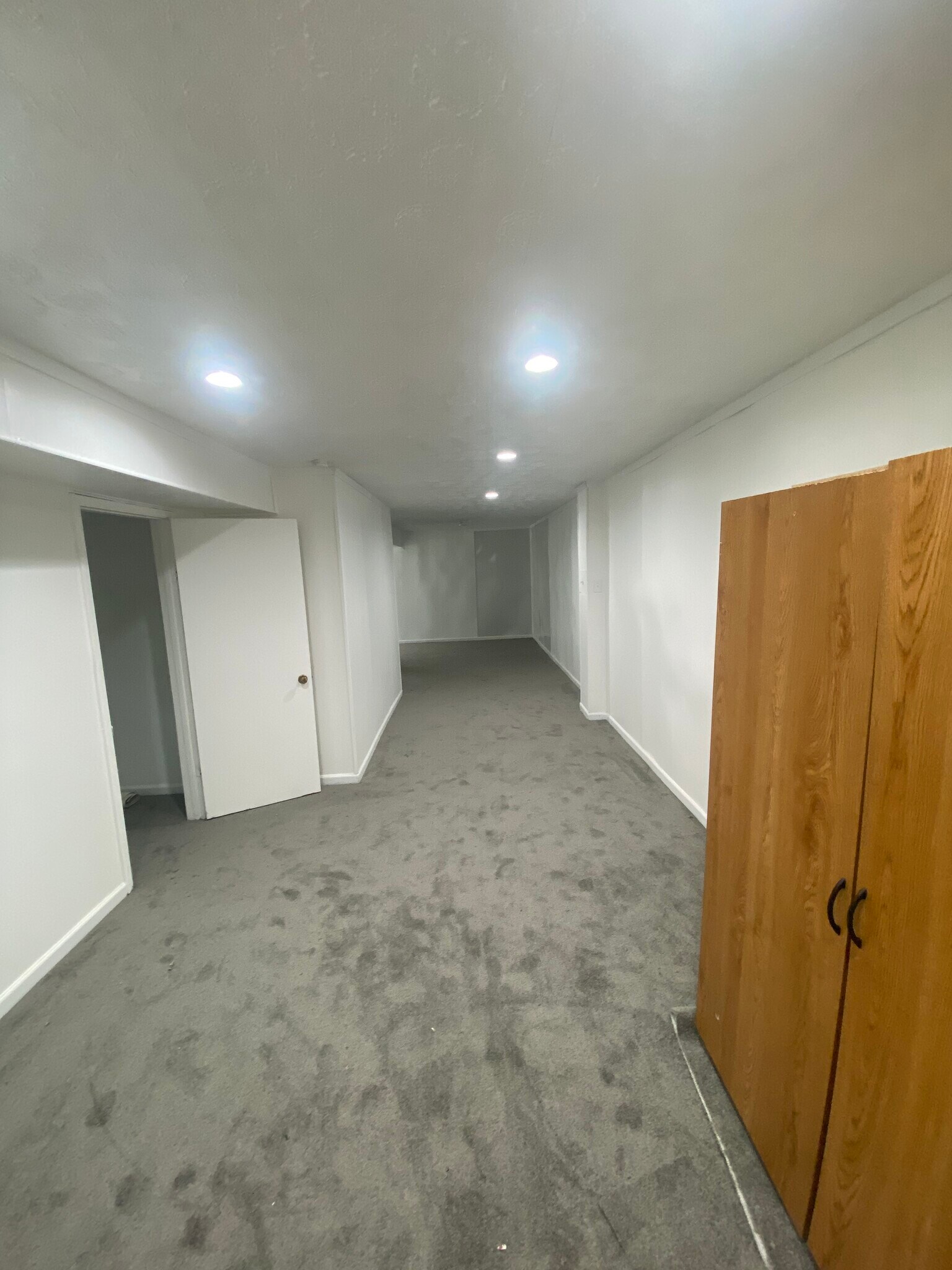 Building Photo - 391 Lancelot Ln
