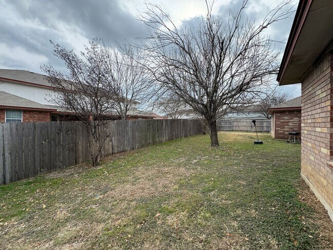 Building Photo - 4508 Mattie Dr