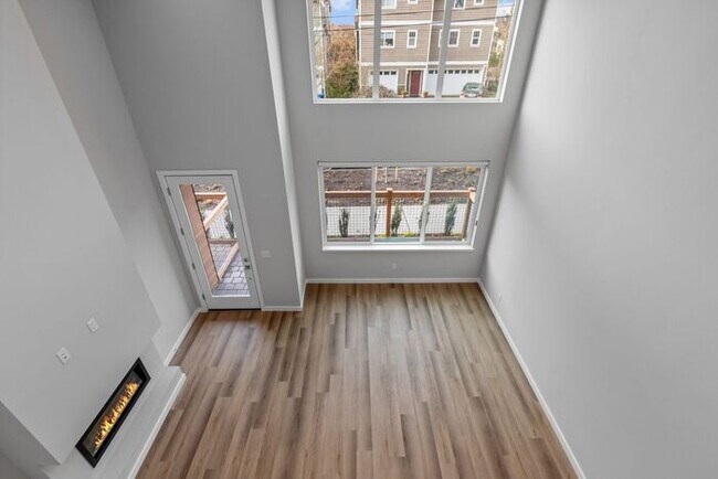 Building Photo - Stunning Brand-New Ballard Townhome with Air Conditioning