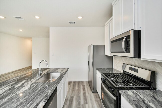 Building Photo - 7534 Linda Lk Ct