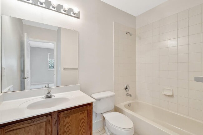 Building Photo - 1713 Arezzo Cir