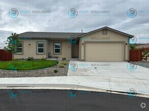 Building Photo - Beautiful 3 Bedroom located in Cold Springs!