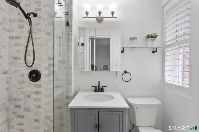 Building Photo - 70 Strawberry Hill Ave