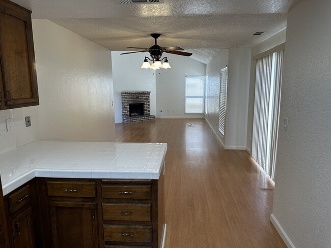 Building Photo - Modesto 3 Bed 2 Bath 2 Car Garage HOA Swim...