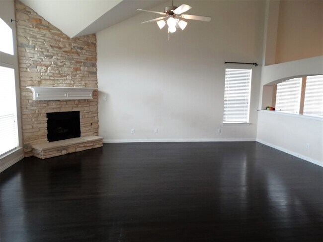 Building Photo - 11897 Lampwick Ln