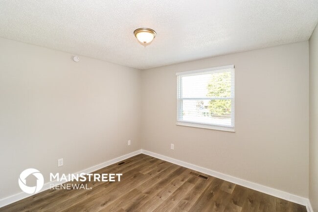 Building Photo - 7083 Centralia Rd