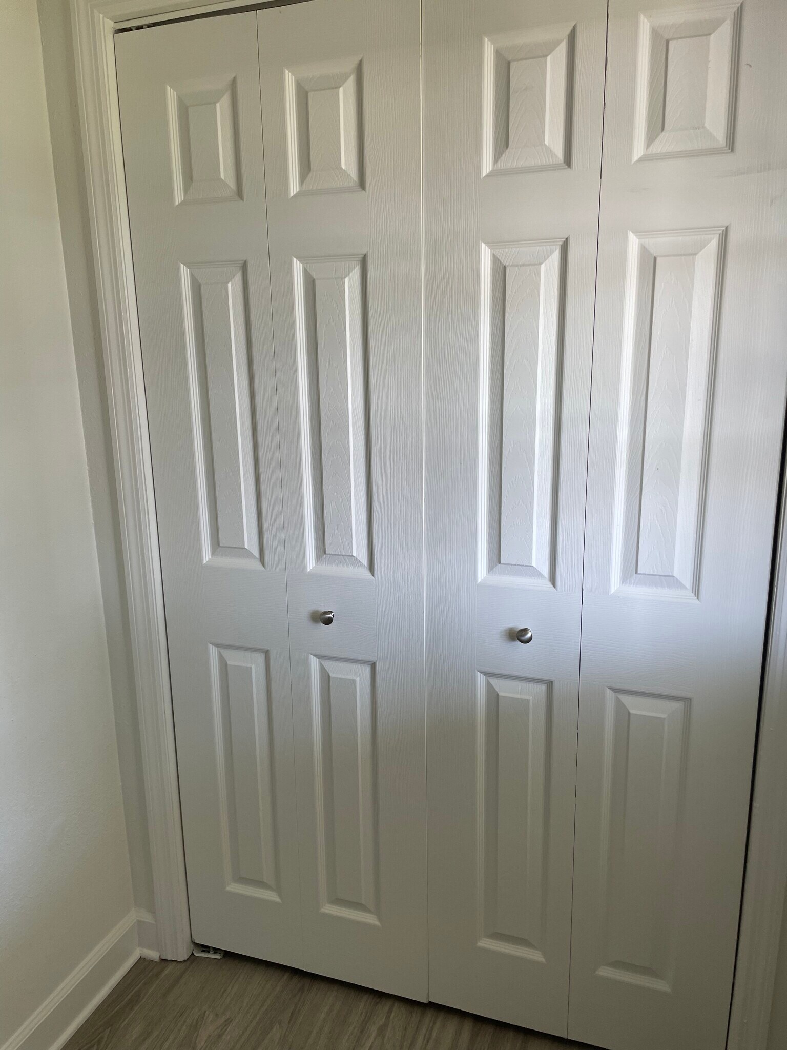 Bedroom Closet - 401 S 2nd Ave