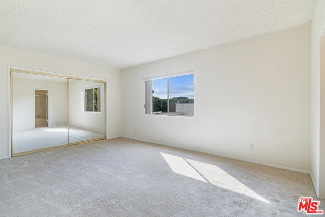 Building Photo - 2803 Arizona Ave