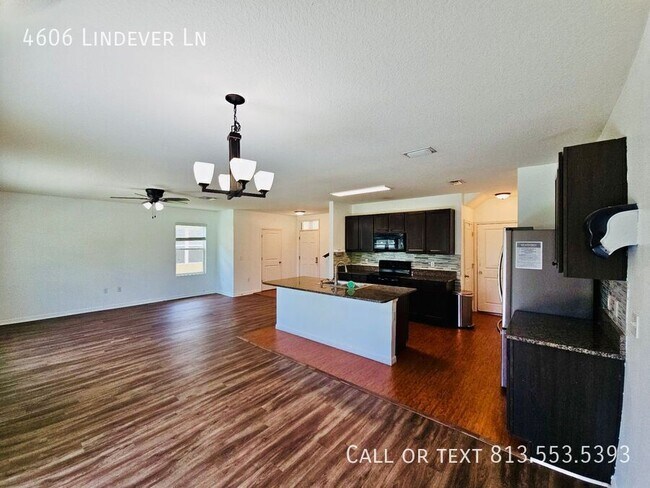 Building Photo - 4606 Lindever Ln