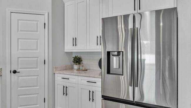 Building Photo - Stunning New Construction Villa for Rent Near Lake John