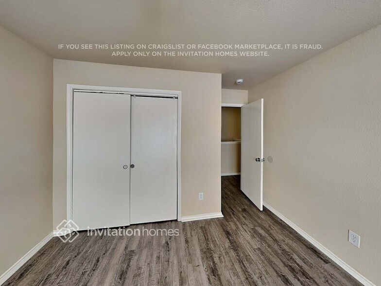 Building Photo - 5028 Raymond Dr